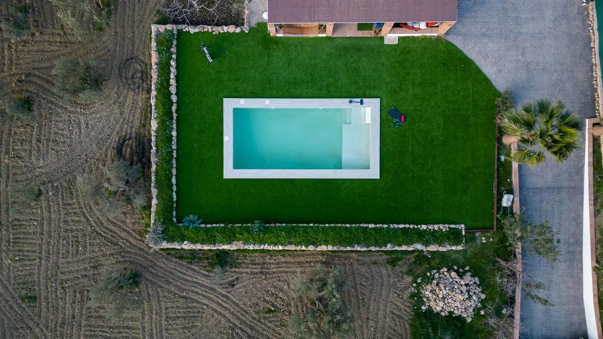 Casa De Campo Sierra Gorda Málaga Feriehus