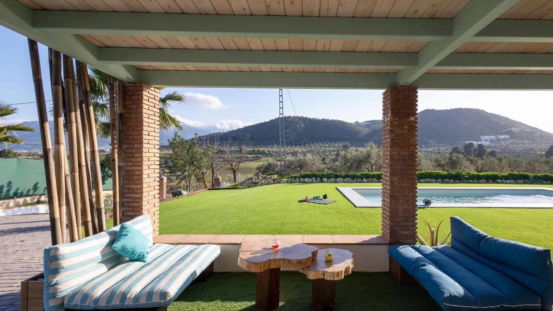 Feriehus Casa De Campo Sierra Gorda Málaga Spanien